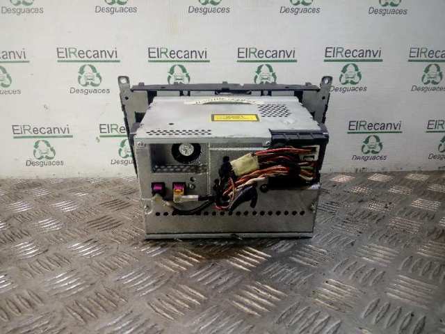 Aparelhagem de som (rádio AM/FM) A2038700589 MERCEDES