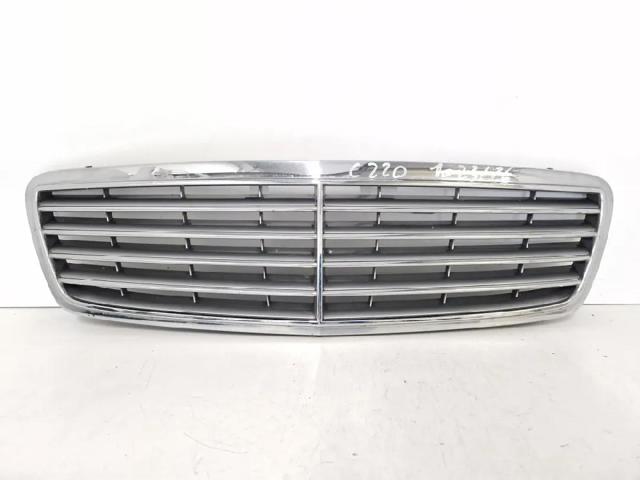Grelha do radiador A20388002239744 MERCEDES