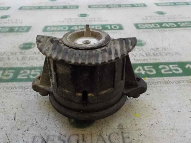 Coxim (suporte) dianteiro de motor A2042400917 MERCEDES