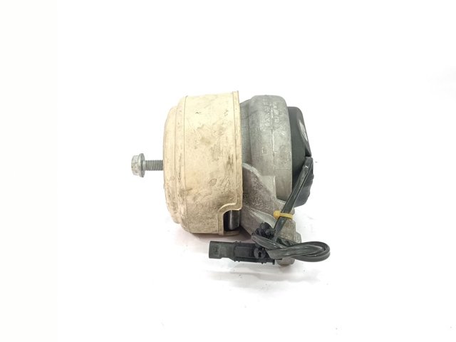 Coxim (suporte) direito de motor A2042403717 MERCEDES