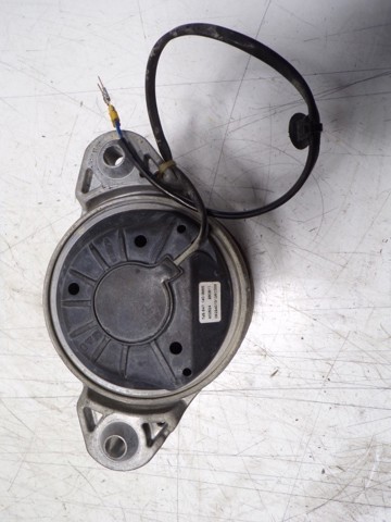 Coxim (suporte) direito de motor A2042403717 MERCEDES
