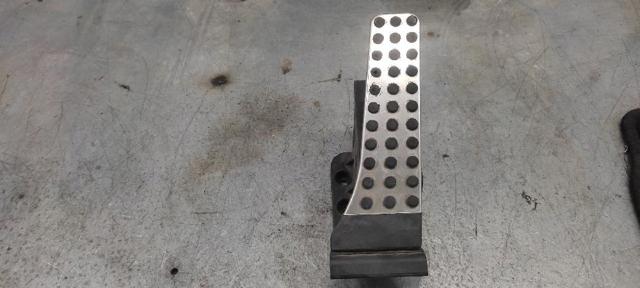 Pedal de gás (de acelerador) A2043000204 MERCEDES