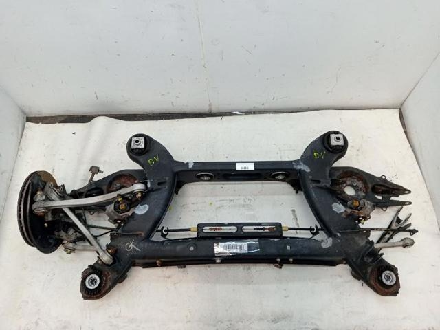 Viga de suspensão traseira (plataforma veicular) A2043500141 MERCEDES