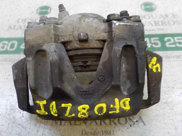 Suporte do freio dianteiro esquerdo A2044210981 MERCEDES
