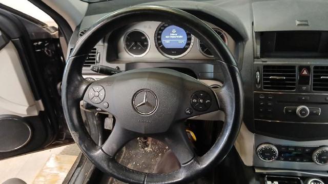  Mercedes C  (W204)