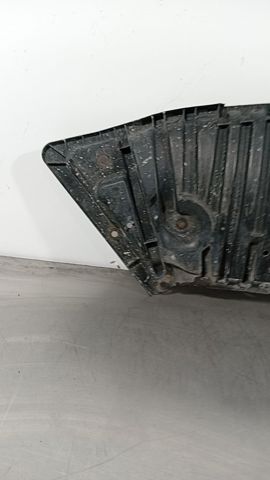 Proteção de motor dianteira A2045200723 MERCEDES