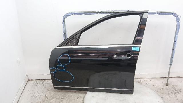 Porta dianteira esquerda A2047205900 MERCEDES