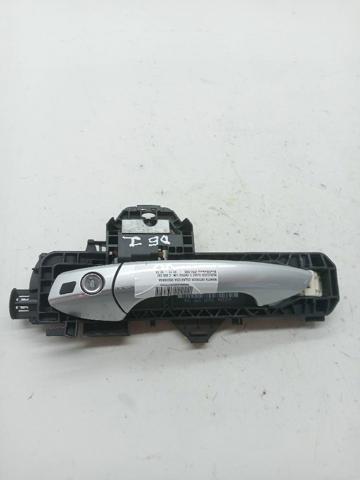 Suporte de maçaneta externa da porta dianteira esquerda A2047600534 MERCEDES