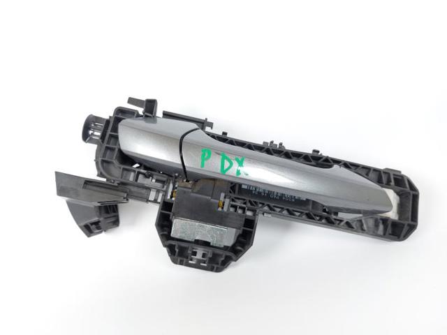 Maçaneta externa dianteira/traseira da porta direita A20476014709999 MERCEDES