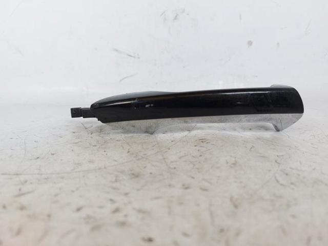 Maçaneta externa dianteira/traseira da porta direita A20476014709999 MERCEDES