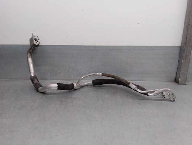 Mangueira de aparelho de ar condicionado, desde o vaporizador até o compressor A2048301015 MERCEDES