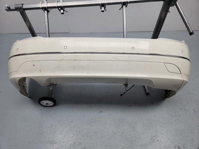 Pára-choque traseiro A2048801340 MERCEDES