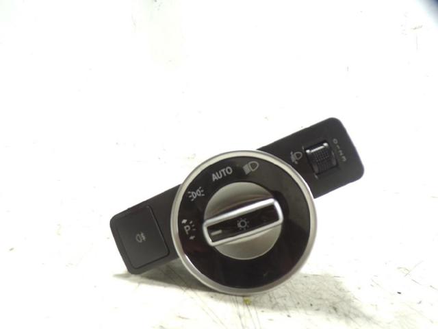 Comutador das luzes no "painel de instrumentos" A20490531039107 MERCEDES
