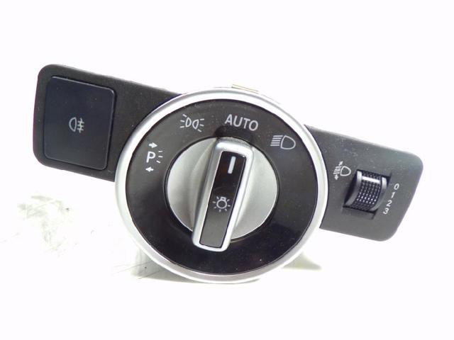 Comutador das luzes no "painel de instrumentos" A20490531039107 MERCEDES