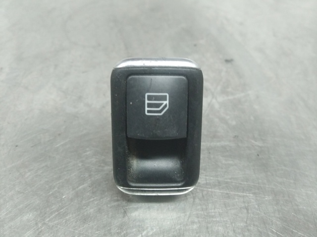 Botão dianteiro direito de ativação de motor de acionamento de vidro A2049055502 MERCEDES