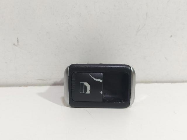 Botão dianteiro direito de ativação de motor de acionamento de vidro A2049058102 MERCEDES