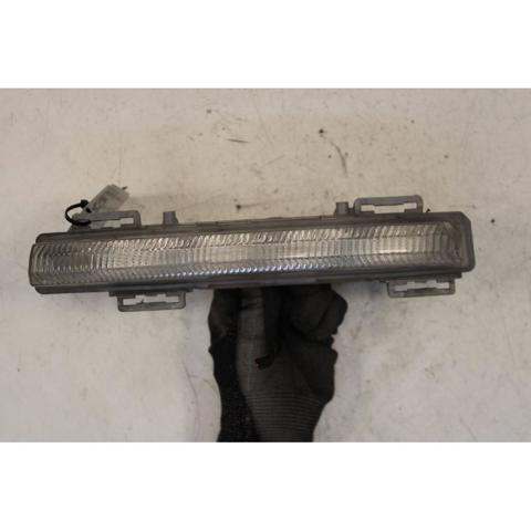 Luzes máximas esquerdas A2049068900 MERCEDES