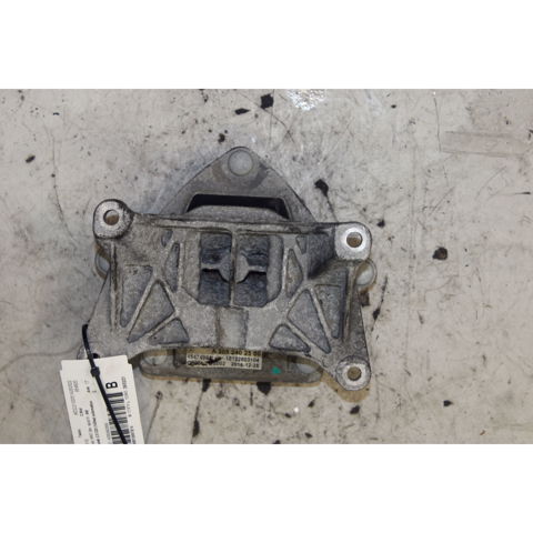 Coxim de transmissão (suporte da caixa de mudança) A2052402500 MERCEDES