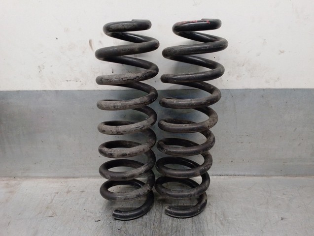 Mola traseira A2053240204 MERCEDES