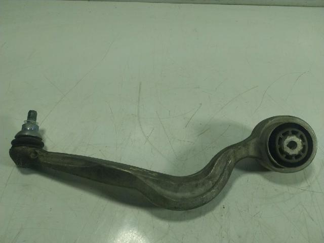 Braço oscilante inferior direito de suspensão dianteira A2053301805 MERCEDES