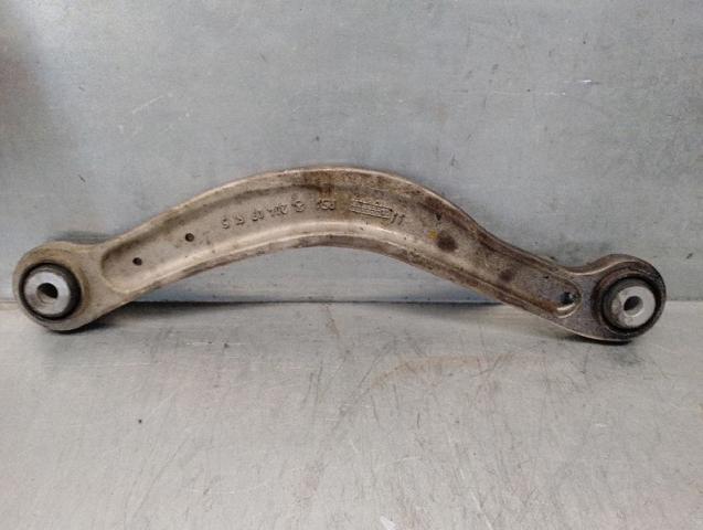 Braço oscilante superior esquerdo de suspensão traseira A2053506103 MERCEDES