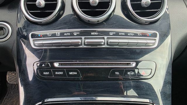 Mostrador multifuncional A2059001713 MERCEDES