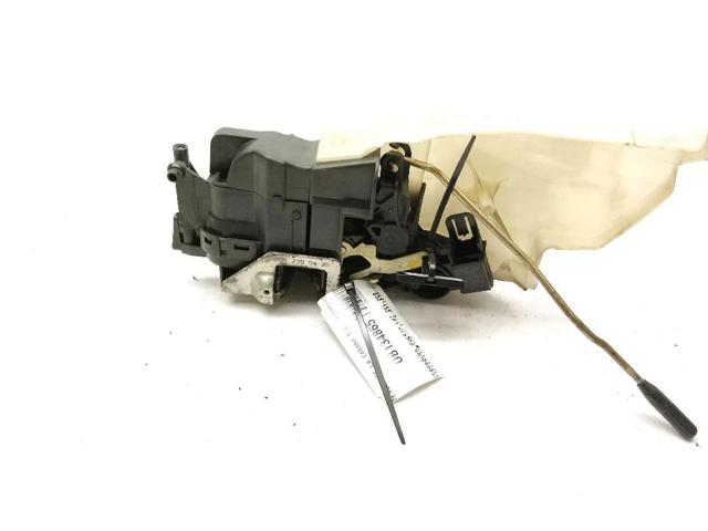 Fecho da porta dianteira direita A2087200435 MERCEDES