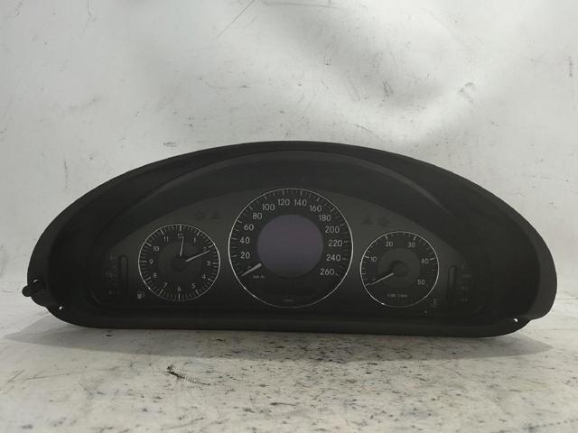 Painel de instrumentos (quadro de instrumentos) A2095404211 MERCEDES