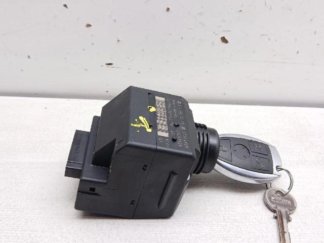 Fecho de ignição A2095453308 MERCEDES
