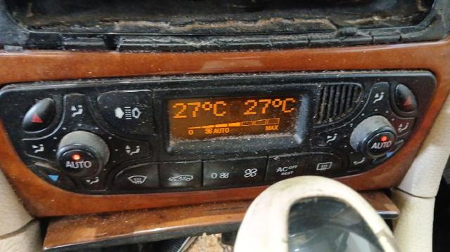 Unidade de controlo dos modos de aquecimento/condicionamento A2098300285 MERCEDES