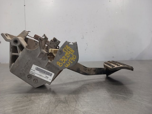A2102900619 Mercedes