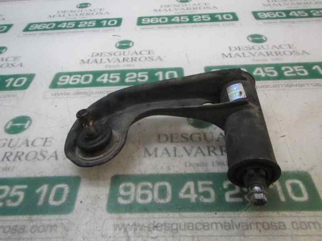 Braço oscilante superior esquerdo de suspensão dianteira A2103302507 MERCEDES
