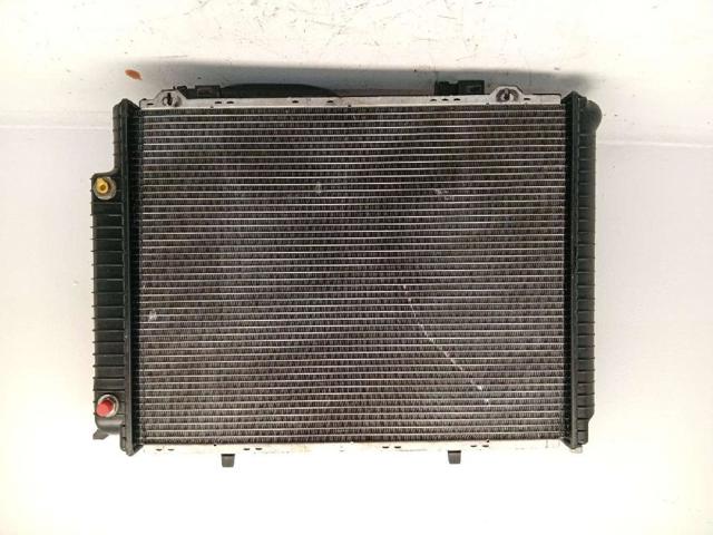 Radiador de esfriamento de motor A2105001203 MERCEDES
