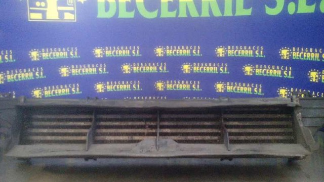 Radiador de intercooler A2105001700 MERCEDES