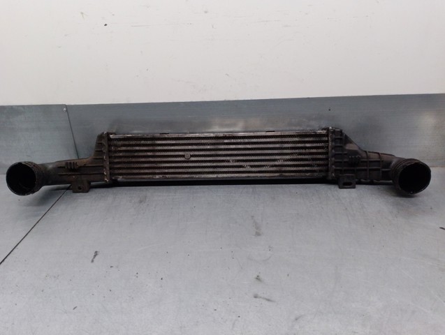 Radiador de intercooler A2105002000 MERCEDES