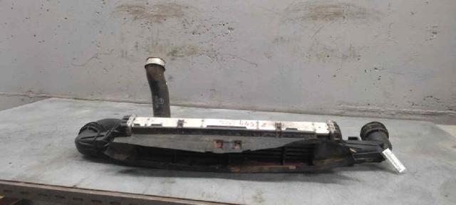 Radiador de intercooler A2105002000 MERCEDES