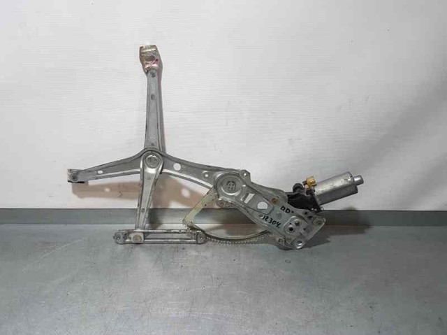 Mecanismo de acionamento de vidro da porta dianteira direita A2107201246 MERCEDES