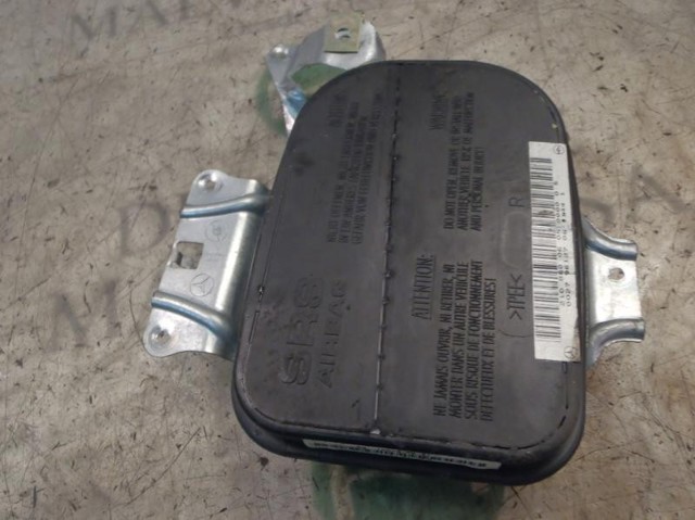 Porta dianteira esquerda A2107201505 MERCEDES