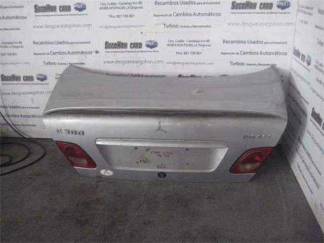 Tampa de porta-malas A2107501175 MERCEDES