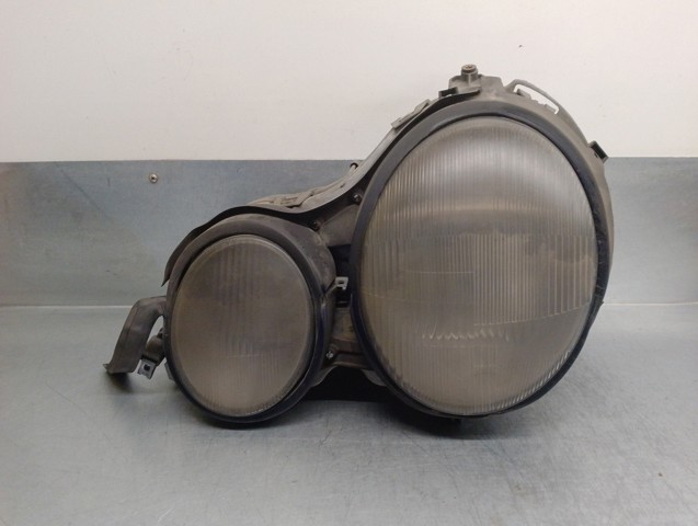 Luz esquerda A2108200361 MERCEDES