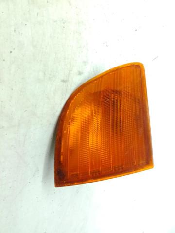 Luz intermitente no pára-lama A2108200421 MERCEDES