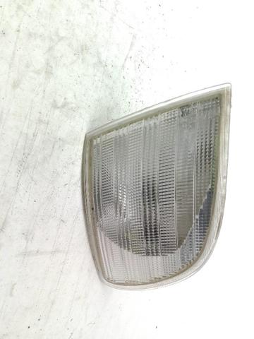 Luz intermitente no pára-lama A2108200421 MERCEDES