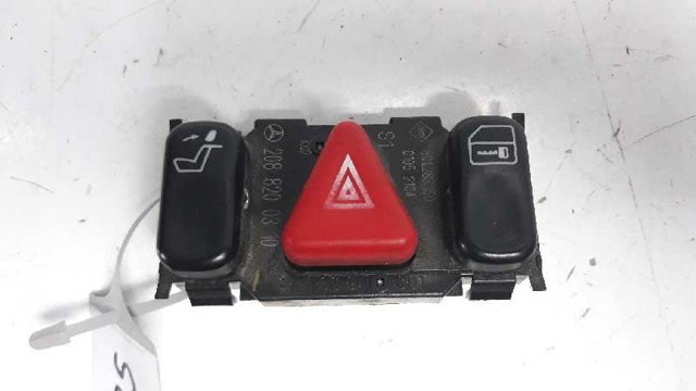 Botão de ativação do sinal de emergência A2108201310 MERCEDES