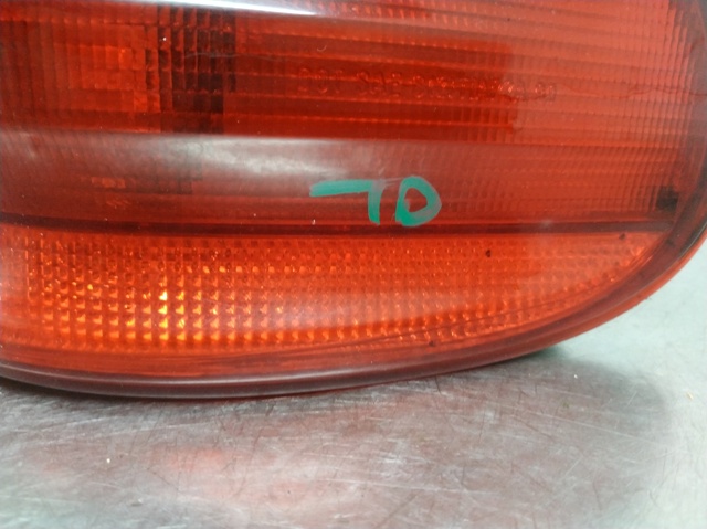 Lanterna traseira direita externa A2108203464 MERCEDES