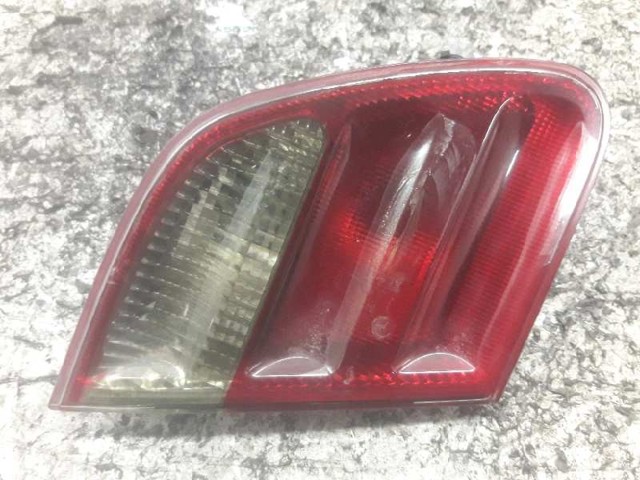 Lanterna traseira esquerda interna A2108203764 MERCEDES