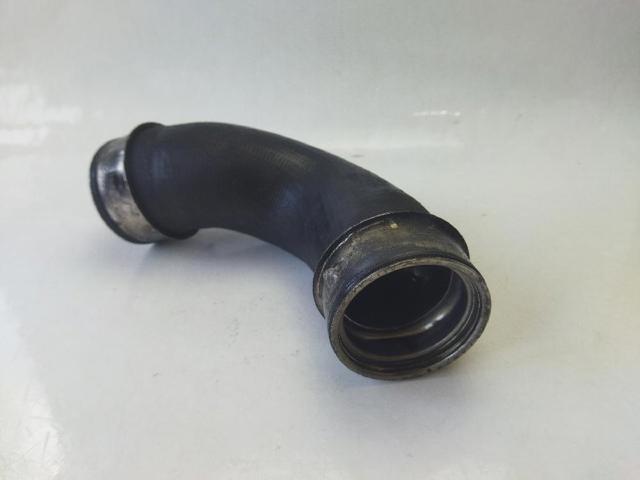 Mangueira (cano derivado) de intercooler A2115282582 MERCEDES