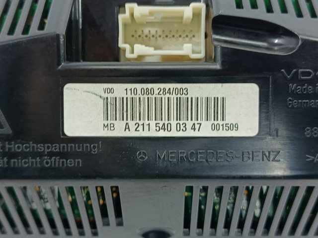 Painel de instrumentos (quadro de instrumentos) A2115400347 MERCEDES