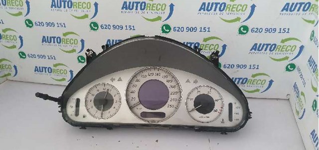 Painel de instrumentos (quadro de instrumentos) A2115405711 MERCEDES