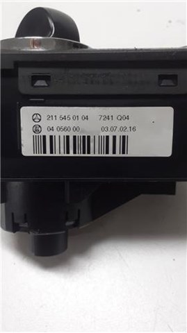 Comutador das luzes no "painel de instrumentos" A2115450104 MERCEDES