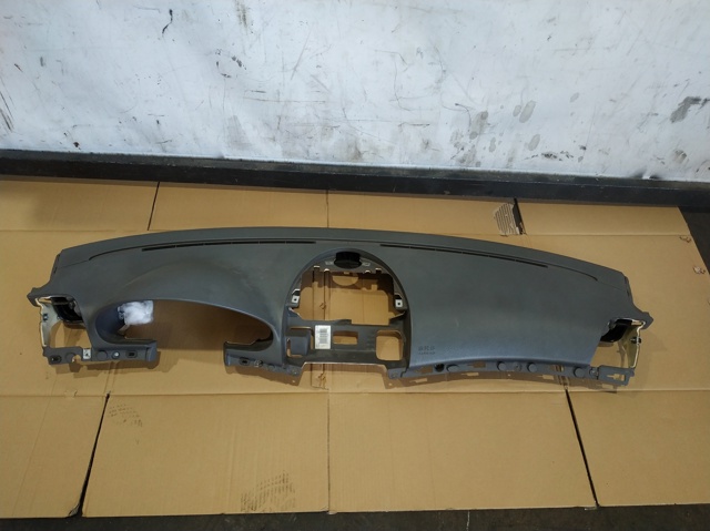 A2116800687 Mercedes
